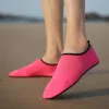 chaussures d'eau, chaussures de natation, chaussures aqua, chaussures d'eau antidérapantes, chaussettes aqua, chaussettes d'eau, chaussettes de natation, chaussettes de plongée