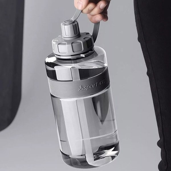 Bouteille d'eau de sport grande capacité avec paille